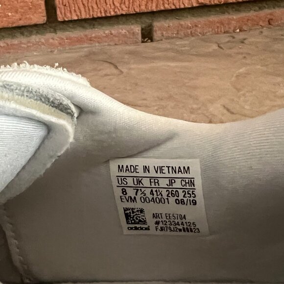 White Ozweego, Adidas - Picture 3 of 4